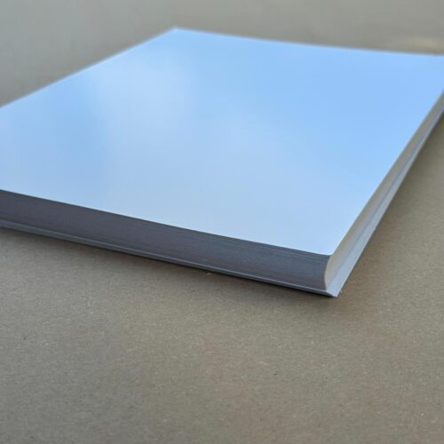 A4 300 gram Parlak Kuşe Kağıt 100lü 50001968 (1,87 KG)