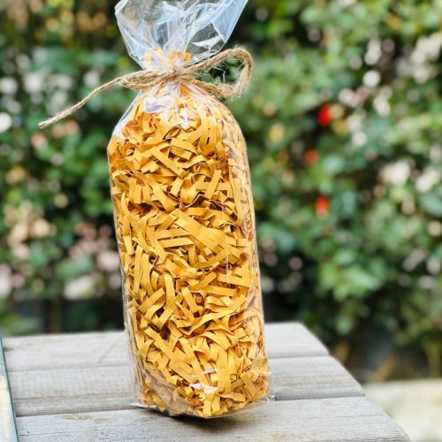 Kavun İçi Z Zigzag Kırpık Kâğıt – Hediye Kutu İçi Dolgu Süsleme ve dolgu Malzemesi 500 gr