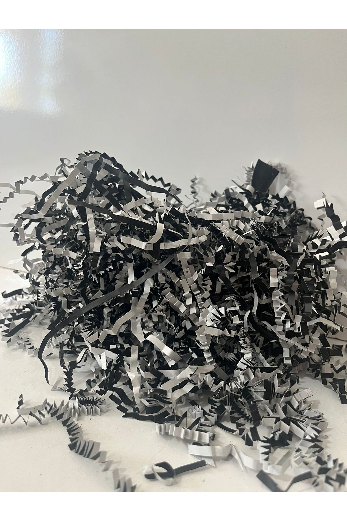 Siyahbeyaz Kırpık Kağıt 100 Gr | Z Zigzag Kutu Dolgu ve Süsleme Kağıdı | Hediye Kutusu İçin - Görsel 2